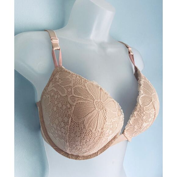 Victoria's Secret Push Up Bra 40C Beige Lace NWOT - Picture 2 of 9
